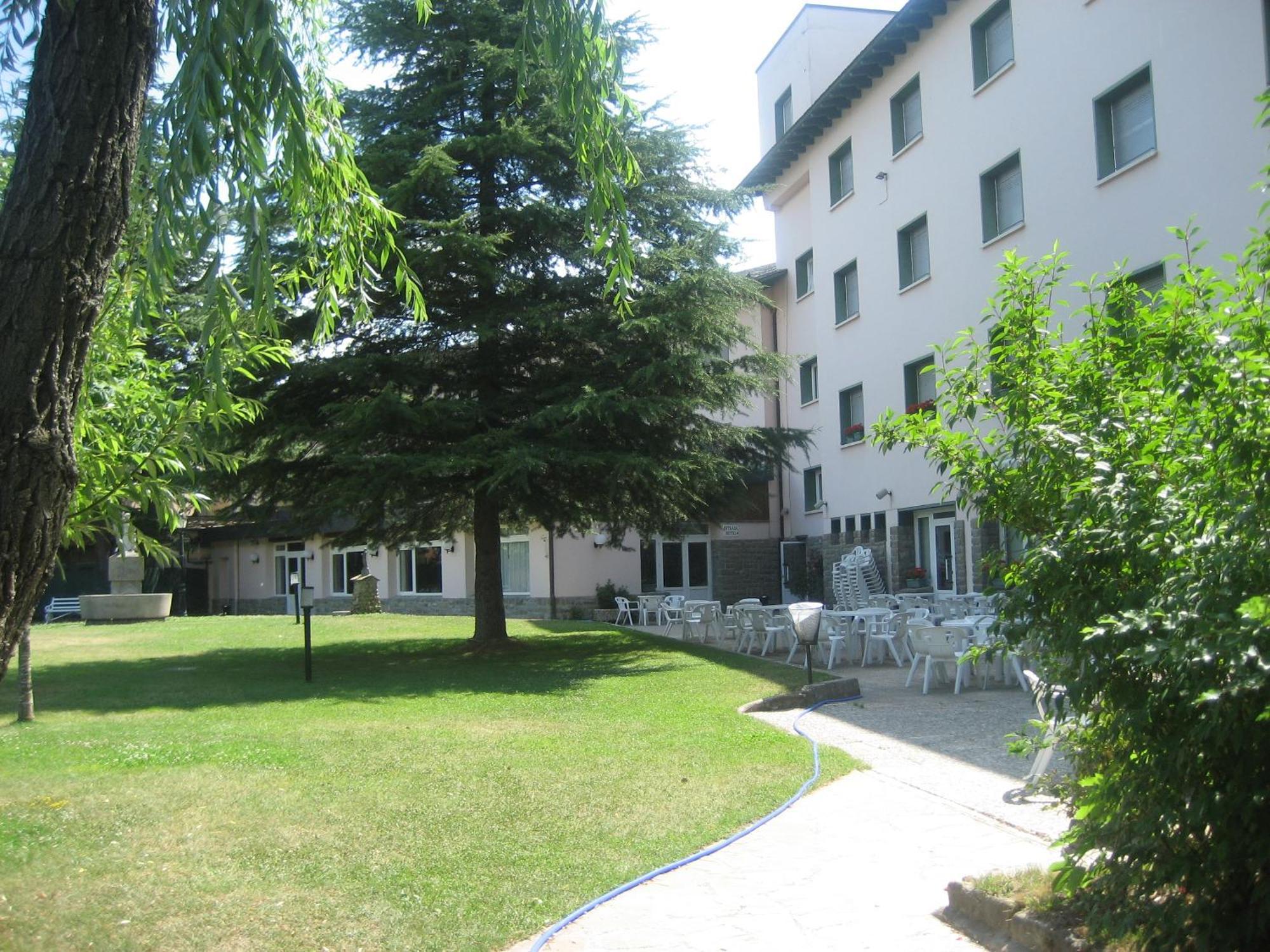 Hotel La Pardina Sabiñánigo المظهر الخارجي الصورة